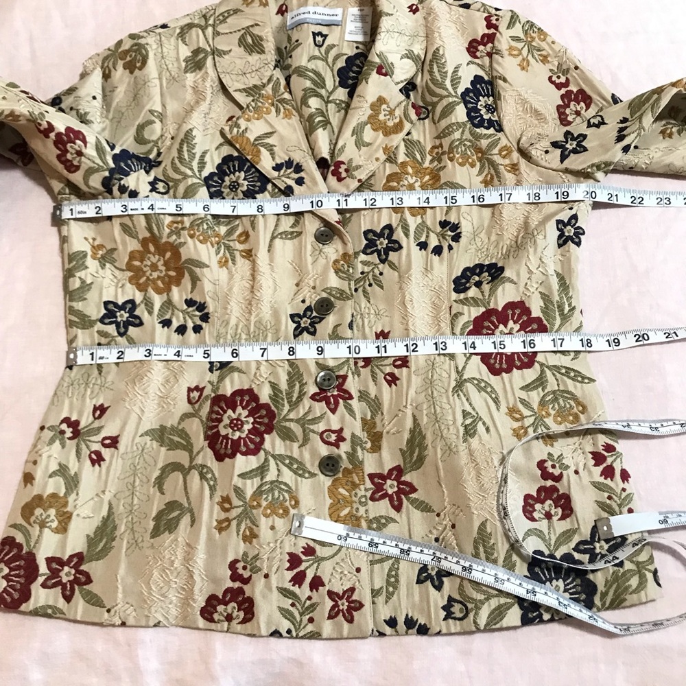 ALFRED DUNNER Tailored Floral Embroidered Jacquard Blazer - Picture 11 of 12